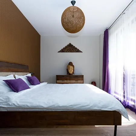 Thai Retreat - Jacuzzi & Panoramic View Apartment *