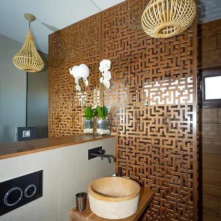 Apartment Thai Retreat - Jacuzzi & Panoramic View